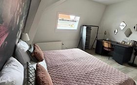 Bnb Bruxelles - Studios & Apartments